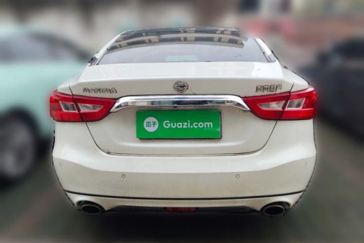 Used Nissan Maxima 2016 2.5L XV Ultimate Edition Rear