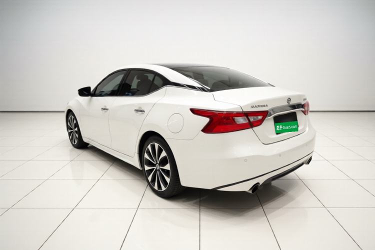 Used Nissan Maxima 2016 2.5L XV Ultimate Edition Rear Left 45 Deg