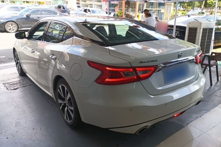 Used Nissan Maxima 2016 2.5L XL Luxury Edition Rear Left 45 Deg