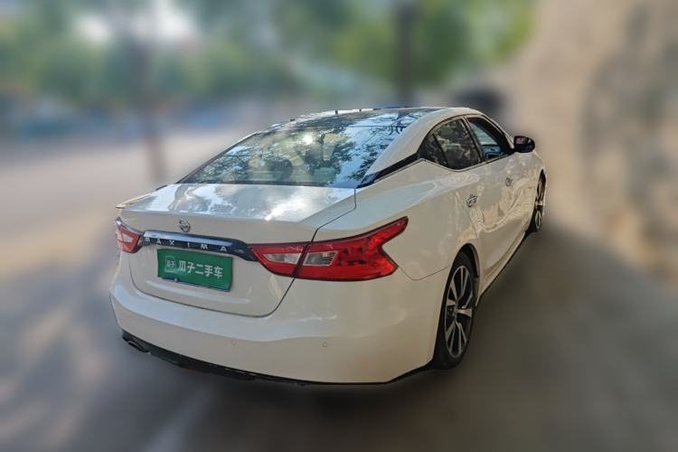 Used Nissan Maxima 2016 2.5L XL Luxury Edition Rear Right 45 Deg