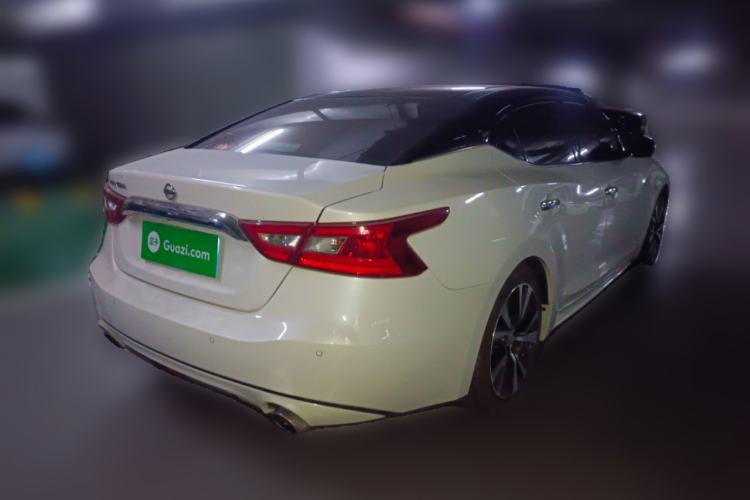 Used Nissan Maxima 2016 2.5L XL Luxury Edition Rear Right 45 Deg