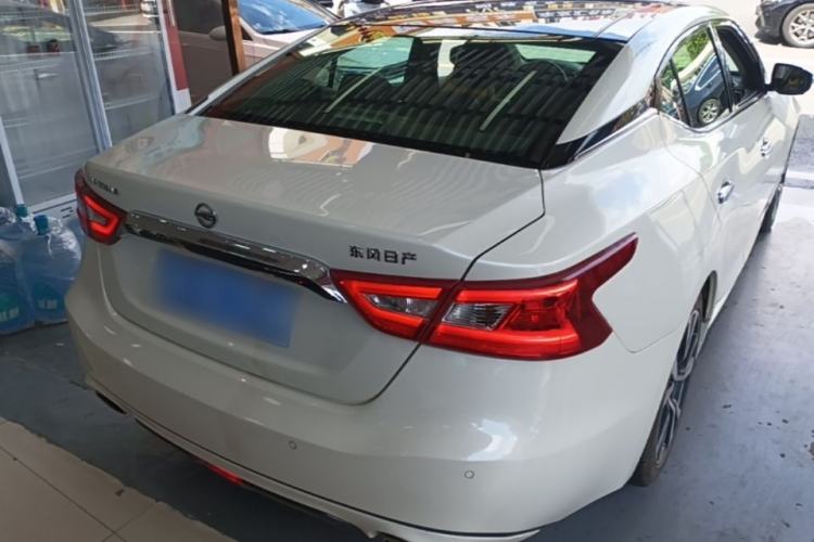 Used Nissan Maxima 2016 2.5L XL Luxury Edition Rear Right 45 Deg