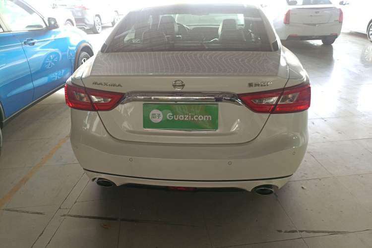 Used Nissan Maxima 2016 2.5L XL Luxury Edition Rear