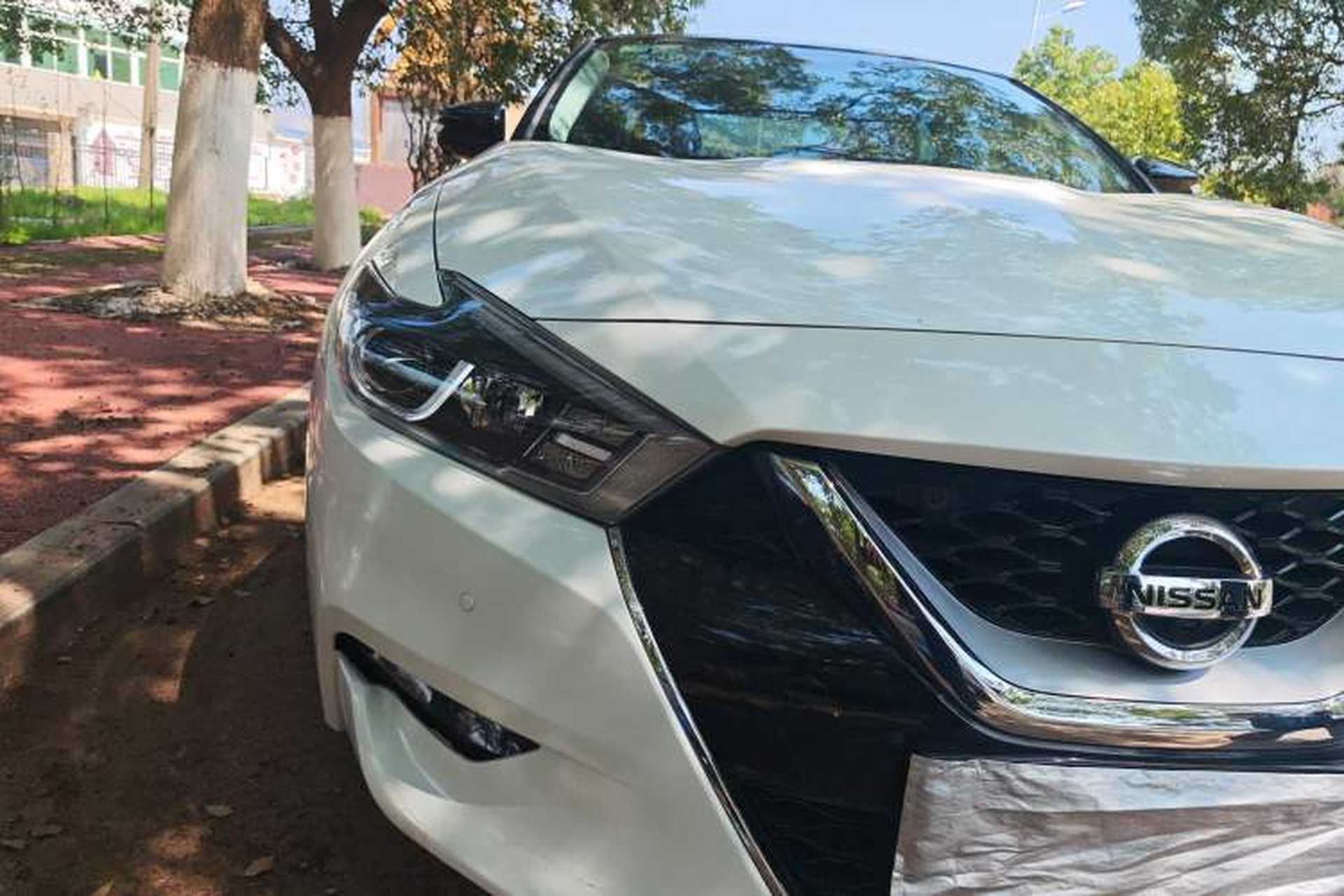 Used Nissan Maxima 2016 2.5L XL Luxury Edition Right Front Headlight