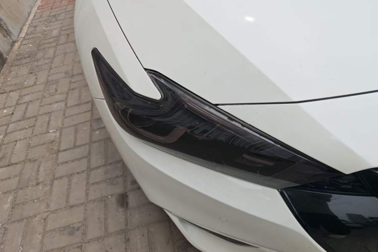 Used Nissan Maxima 2016 2.5L XL Luxury Edition Right Front Headlight