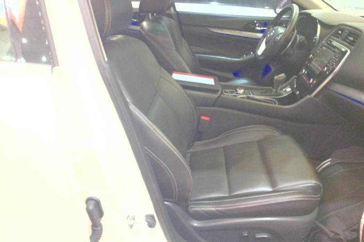 Used Nissan Maxima 2016 2.5L XL Luxury Edition Right Front Seat