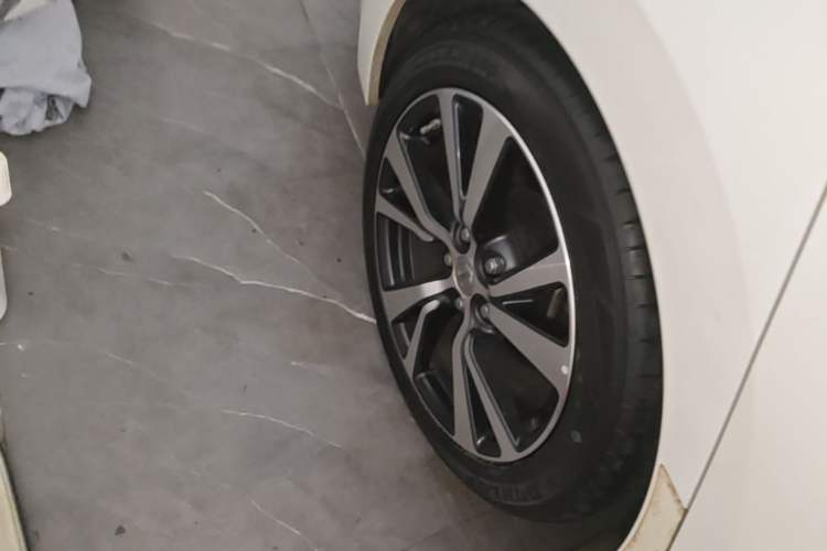 Used Nissan Maxima 2016 2.5L XL Luxury Edition Right Rear Wheel Hub