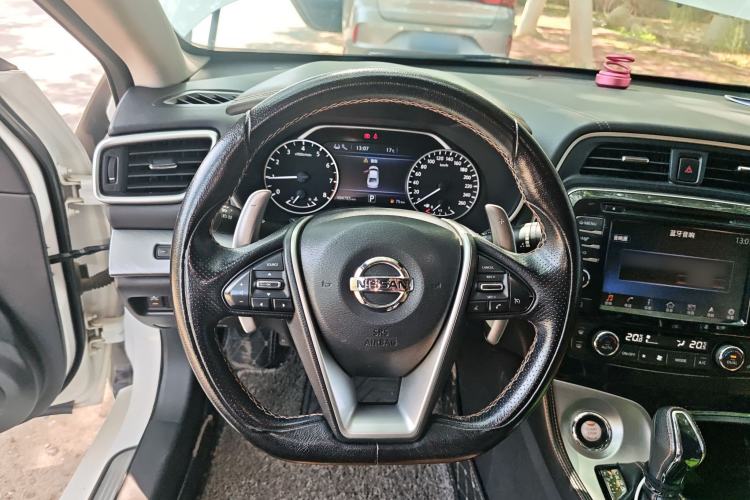 Used Nissan Maxima 2016 2.5L XL Luxury Edition Steering Wheel