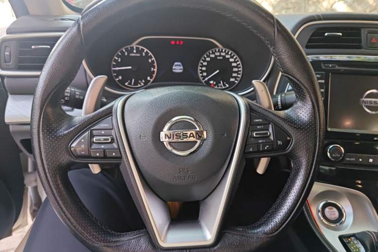 Used Nissan Maxima 2016 2.5L XL Luxury Edition Steering Wheel
