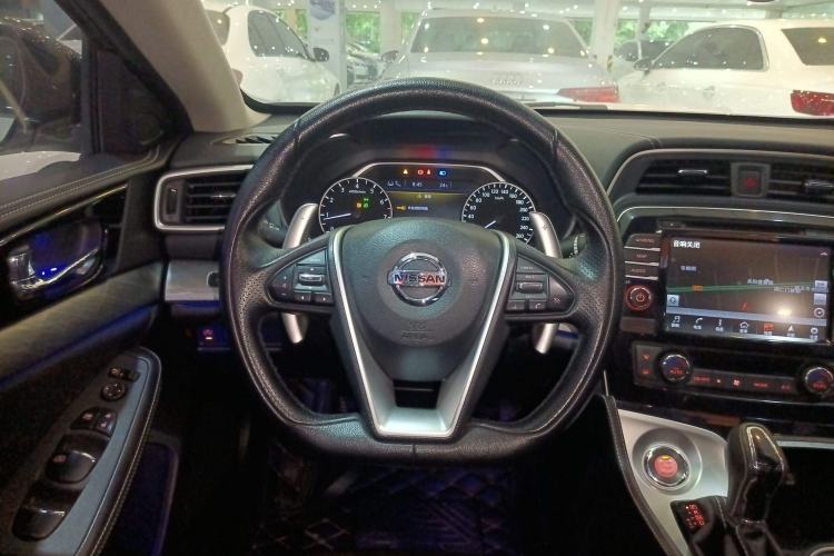 Used Nissan Maxima 2016 2.5L XL Luxury Edition Steering Wheel
