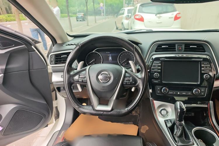 Used Nissan Maxima 2016 2.5L XL Luxury Edition Steering Wheel