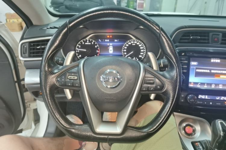 Used Nissan Maxima 2016 2.5L XL Luxury Edition Steering Wheel