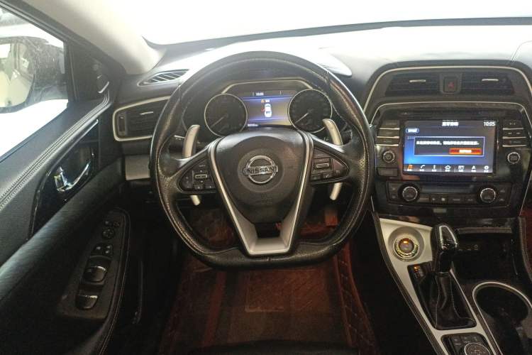 Used Nissan Maxima 2016 2.5L XL Luxury Edition Steering Wheel