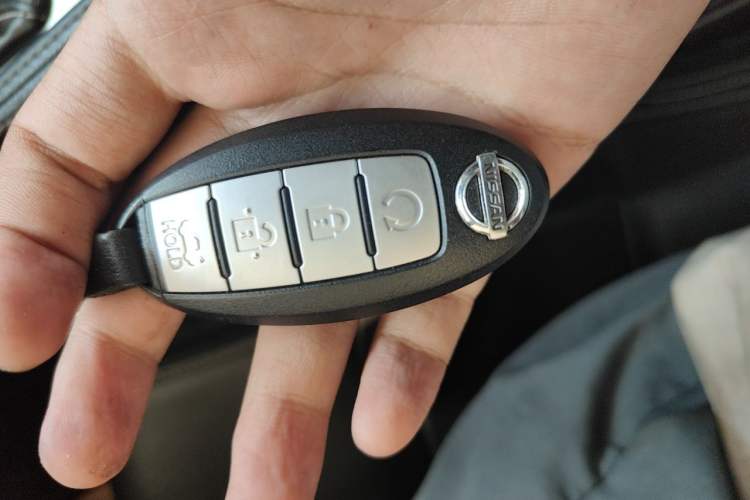 Used Nissan Maxima 2016 2.5L XL Luxury Edition Vehicle Key