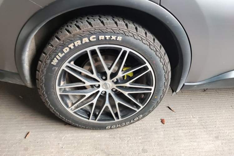 Used Nissan Murano 2017 2.5 S/C HEV XL Four-Wheel Drive Hybrid Prestige Edition Right Rear Wheel Hub
