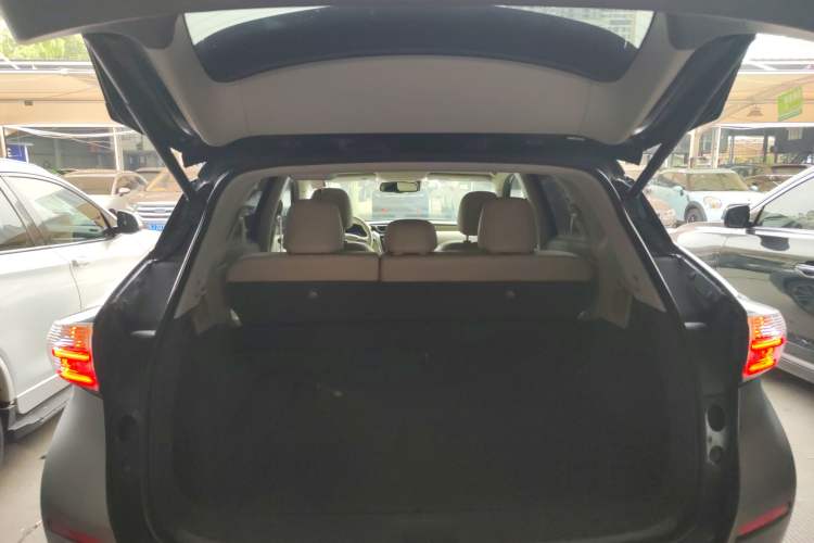 Used Nissan Murano 2017 2.5 S/C HEV XL Four-Wheel Drive Hybrid Prestige Edition Trunk
