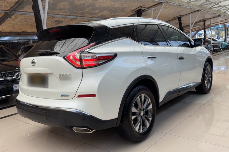 Used Nissan Murano 2019 2.5L XL Two-Wheel Drive Smart Connect Luxury Edition China VI Standard Exterior 2