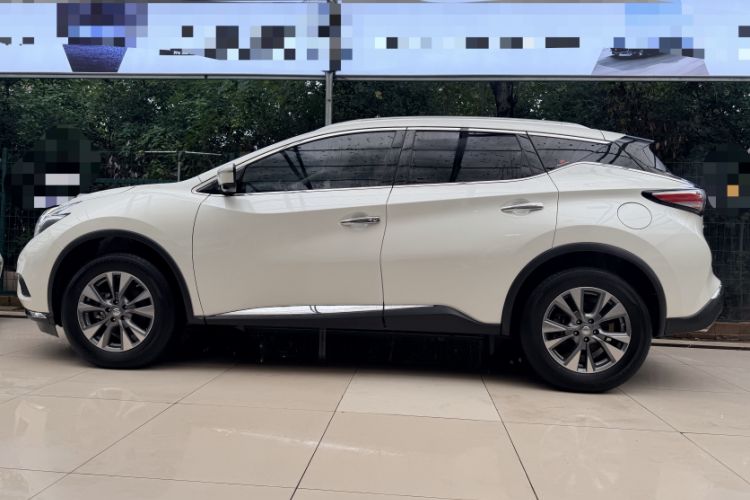 Used Nissan Murano 2019 2.5L XL Two-Wheel Drive Smart Connect Luxury Edition China VI Standard Exterior 4