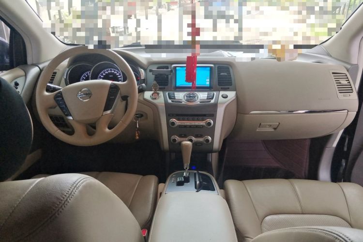 Used Nissan Murano 2011 3.5L CVT Center Console