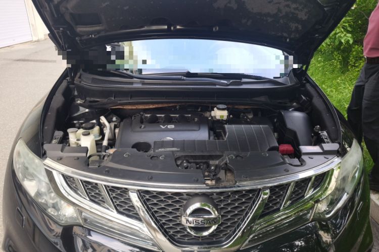 Used Nissan Murano 2011 3.5L CVT Engine Bay