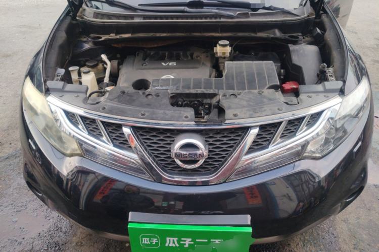 Used Nissan Murano 2011 3.5L CVT Engine Bay