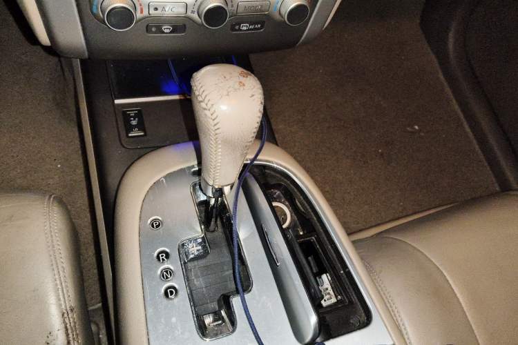 Used Nissan Murano 2011 3.5L CVT Gear Lever