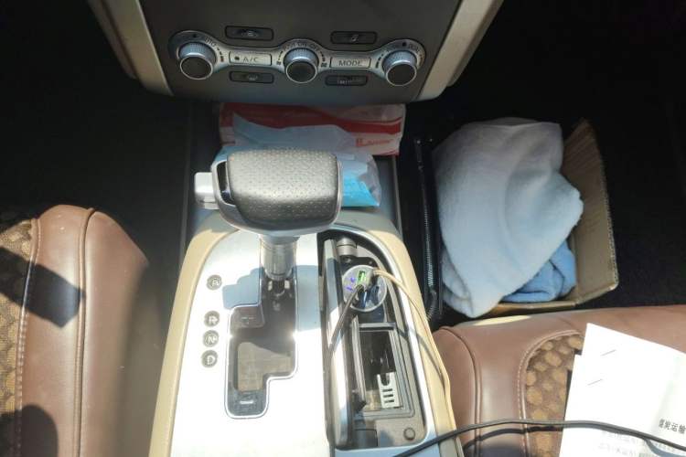Used Nissan Murano 2011 3.5L CVT Gear Lever