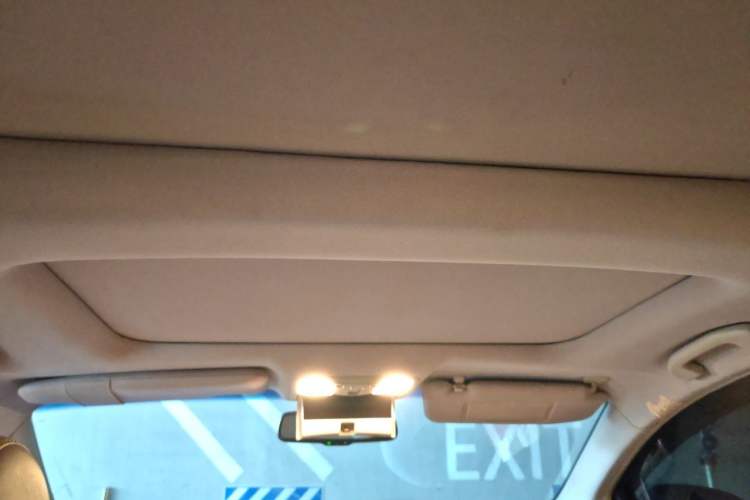 Used Nissan Murano 2011 3.5L CVT Headliner