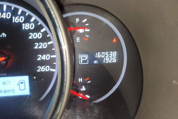 Used Nissan Murano 2011 3.5L CVT Odometer Close Up