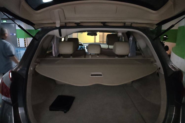 Used Nissan Murano 2011 3.5L CVT Trunk