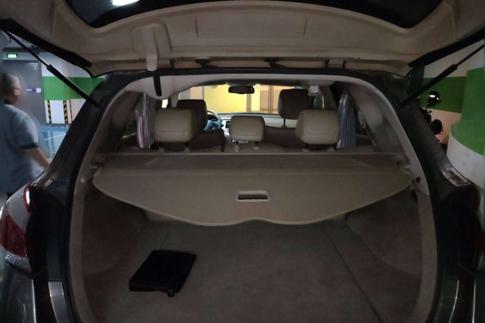 Used Nissan Murano 2011 3.5L CVT Trunk