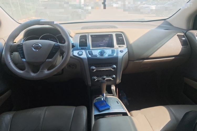 Used Nissan Murano 2011 3.5L CVT Center Console