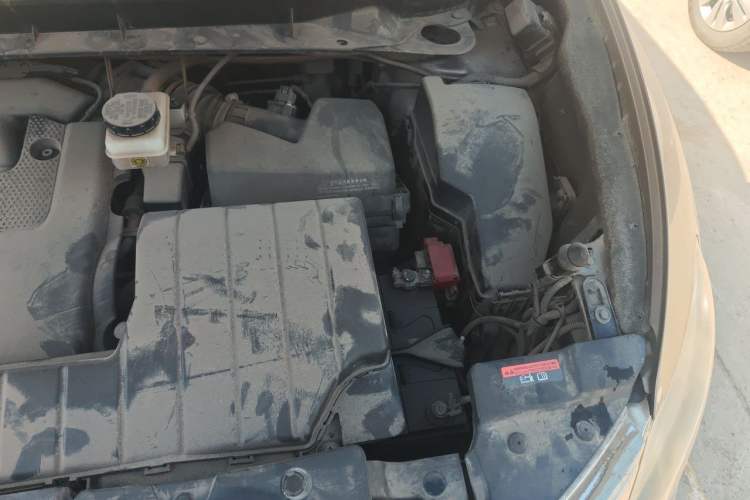 Used Nissan Murano 2011 3.5L CVT Engine Bay Left