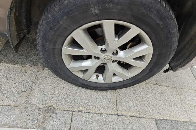 Used Nissan Murano 2011 3.5L CVT Right Front Wheel Hub