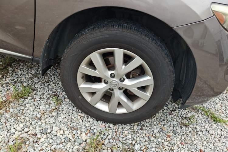 Used Nissan Murano 2011 3.5L CVT Right Front Wheel Hub