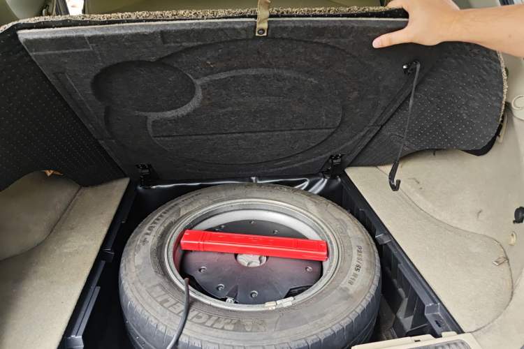 Used Nissan Murano 2011 3.5L CVT Trunk