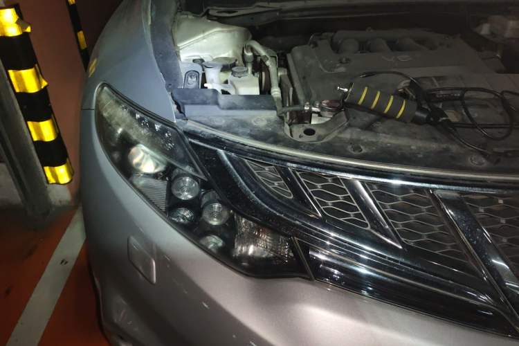 Used Nissan Murano 2011 3.5L CVT Engine Bay Right