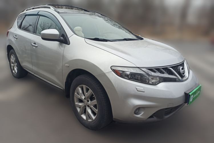 Used Nissan Murano 2011 3.5L CVT Front Right 45 Deg
