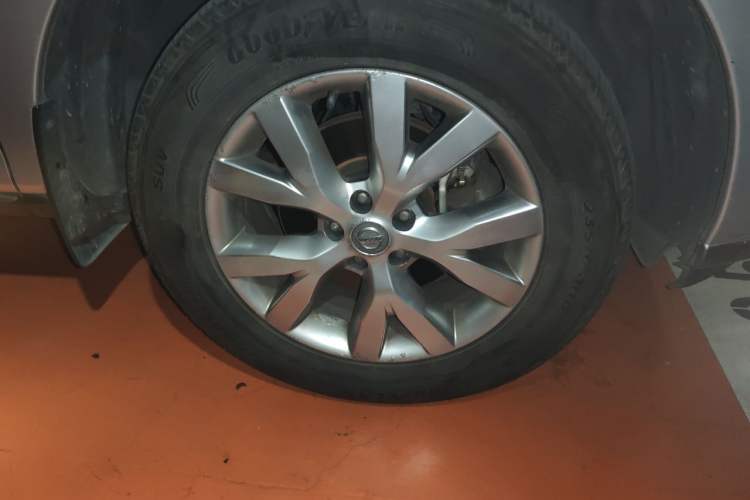 Used Nissan Murano 2011 3.5L CVT Right Front Wheel Hub