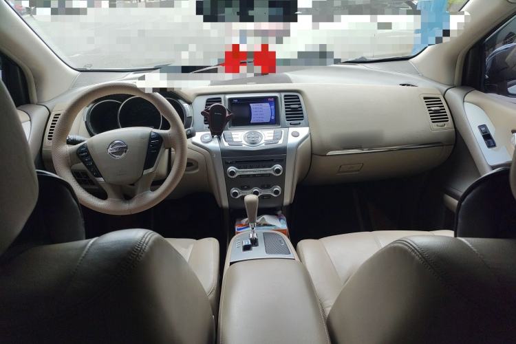 Used Nissan Murano 2011 3.5L CVT Center Console