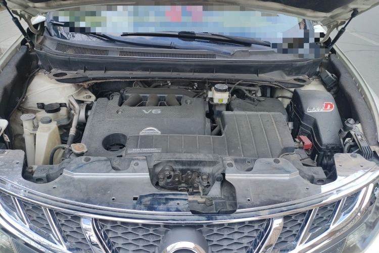 Used Nissan Murano 2011 3.5L CVT Engine Bay