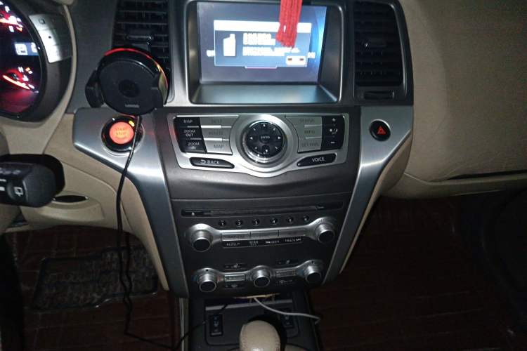 Used Nissan Murano 2011 3.5L CVT Audio And AC Panel