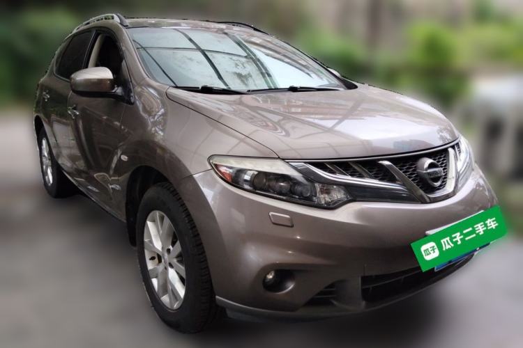 Used Nissan Murano 2011 3.5L CVT Front Right 45 Deg