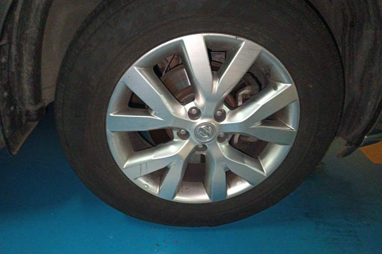 Used Nissan Murano 2011 3.5L CVT Right Front Wheel Hub