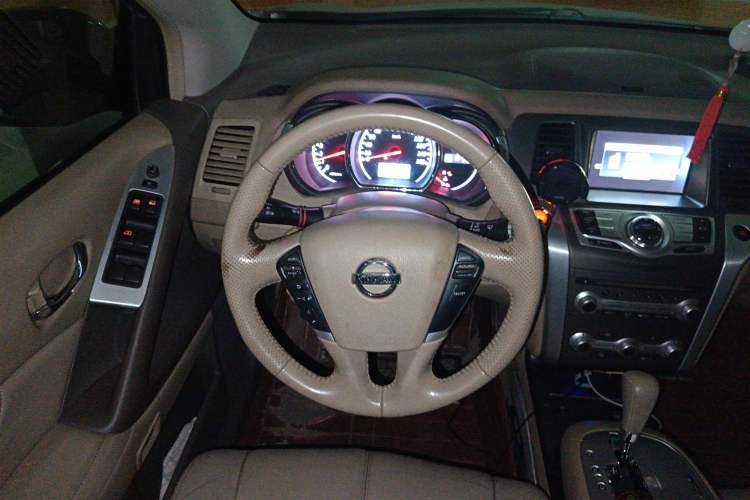 Used Nissan Murano 2011 3.5L CVT Steering Wheel