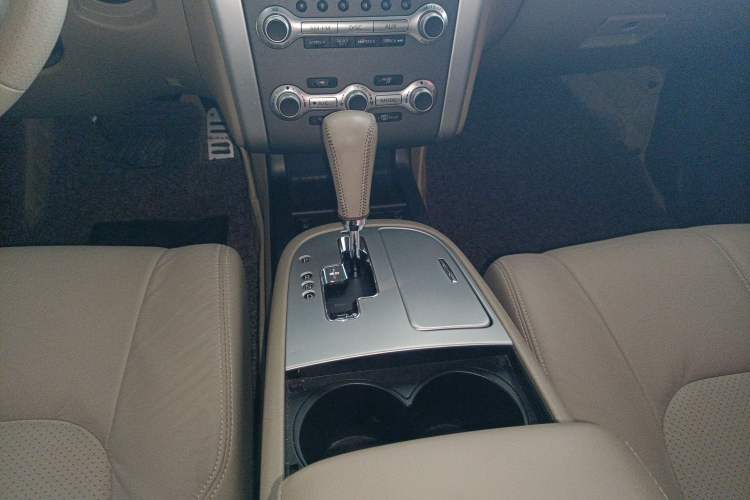 Used Nissan Murano 2013 3.5L CVT Glory Edition Gear Lever
