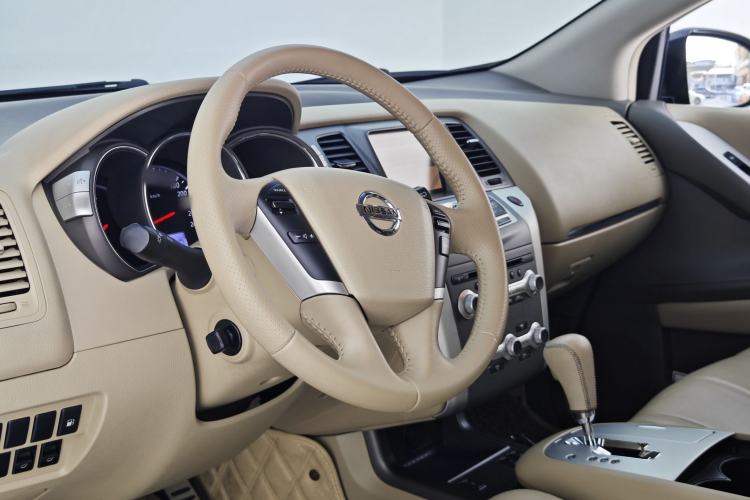 Used Nissan Murano 2013 3.5L CVT Glory Edition Interior 10