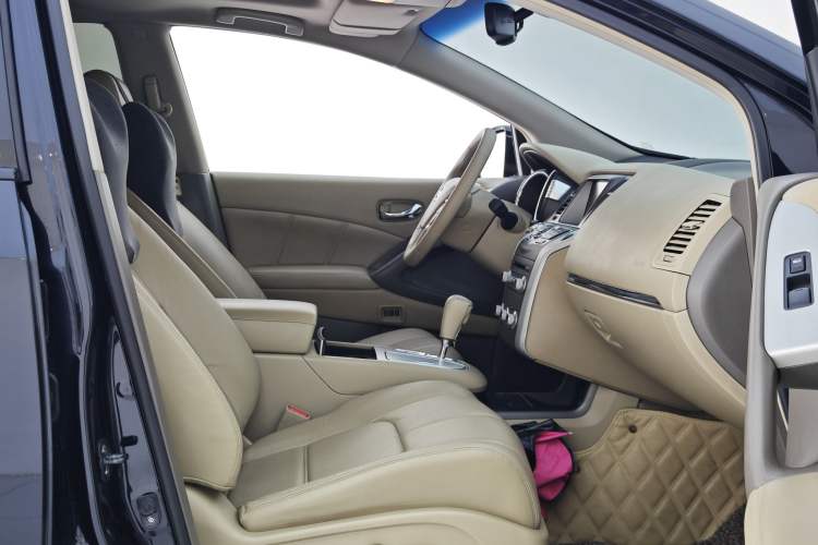 Used Nissan Murano 2013 3.5L CVT Glory Edition Interior 3