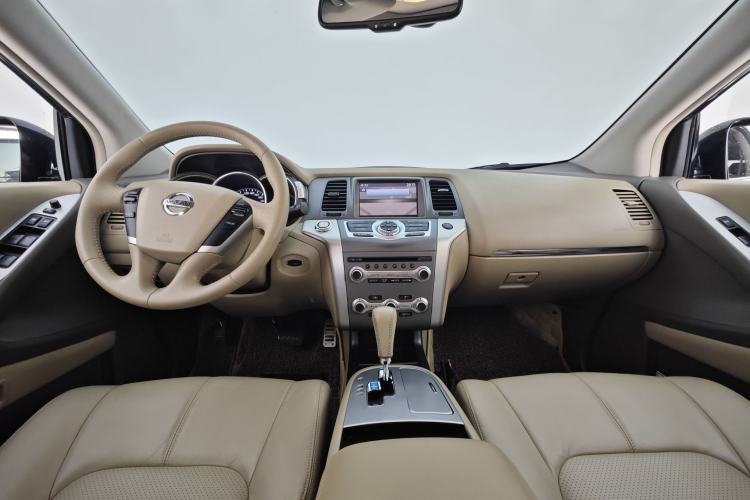Used Nissan Murano 2013 3.5L CVT Glory Edition Interior 6