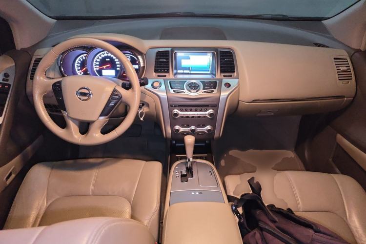 Used Nissan Murano 2013 3.5L CVT Glory Edition Center Console